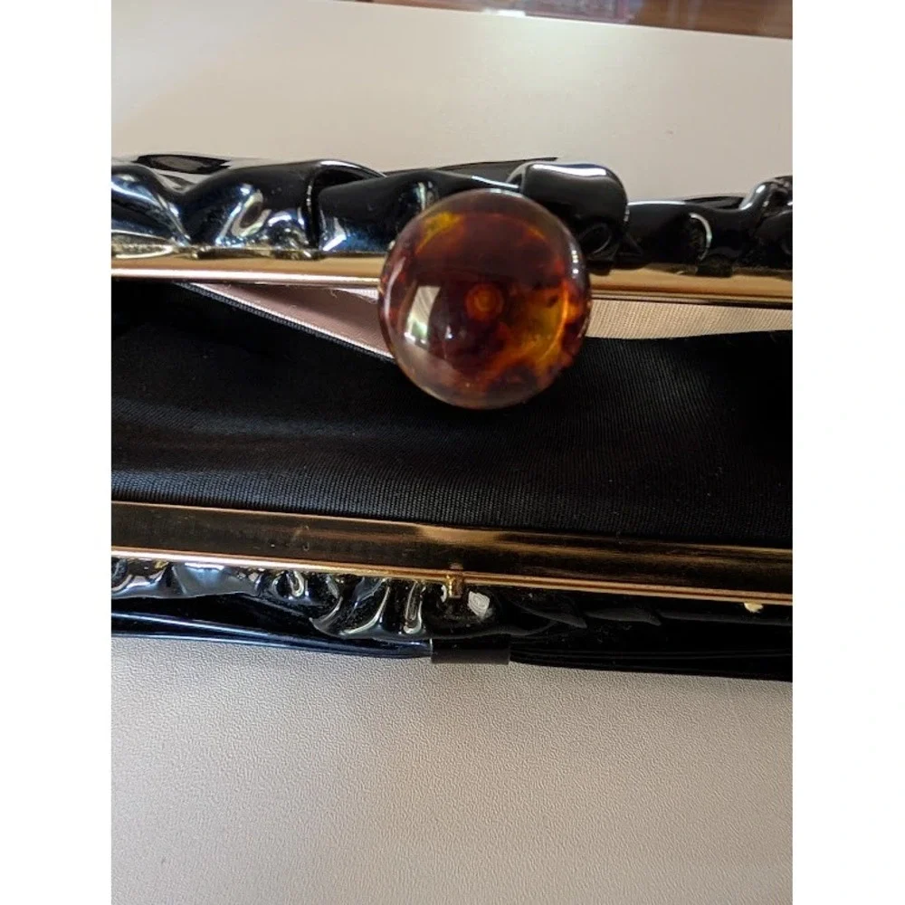 Vintage Style Black Patent Ruched Bow Clutch Gold Frame Amber Kiss Lock‎ Bag